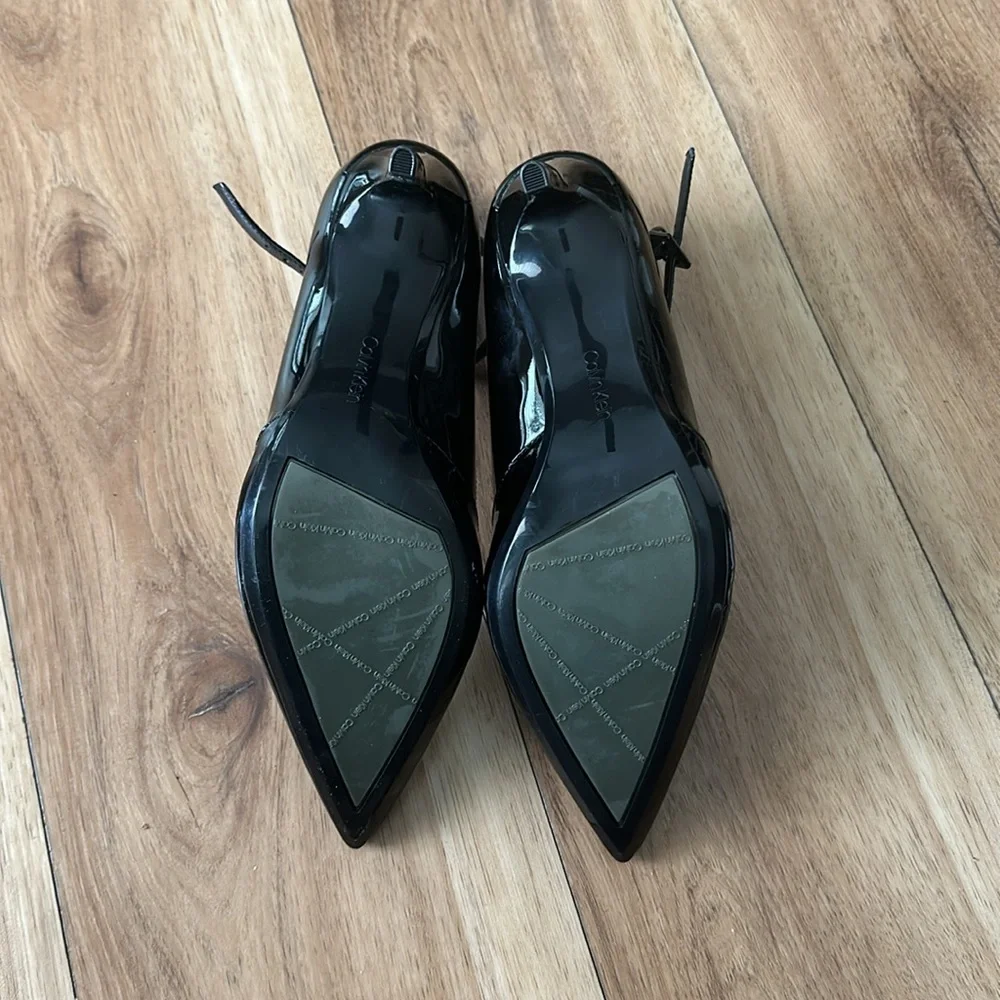 Patent leather T strap pumps - Picture 6 of 6